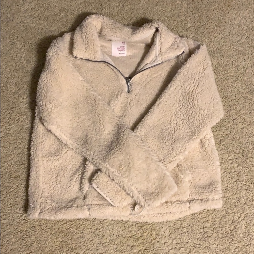 So cozy Sherpa adjustable pullover